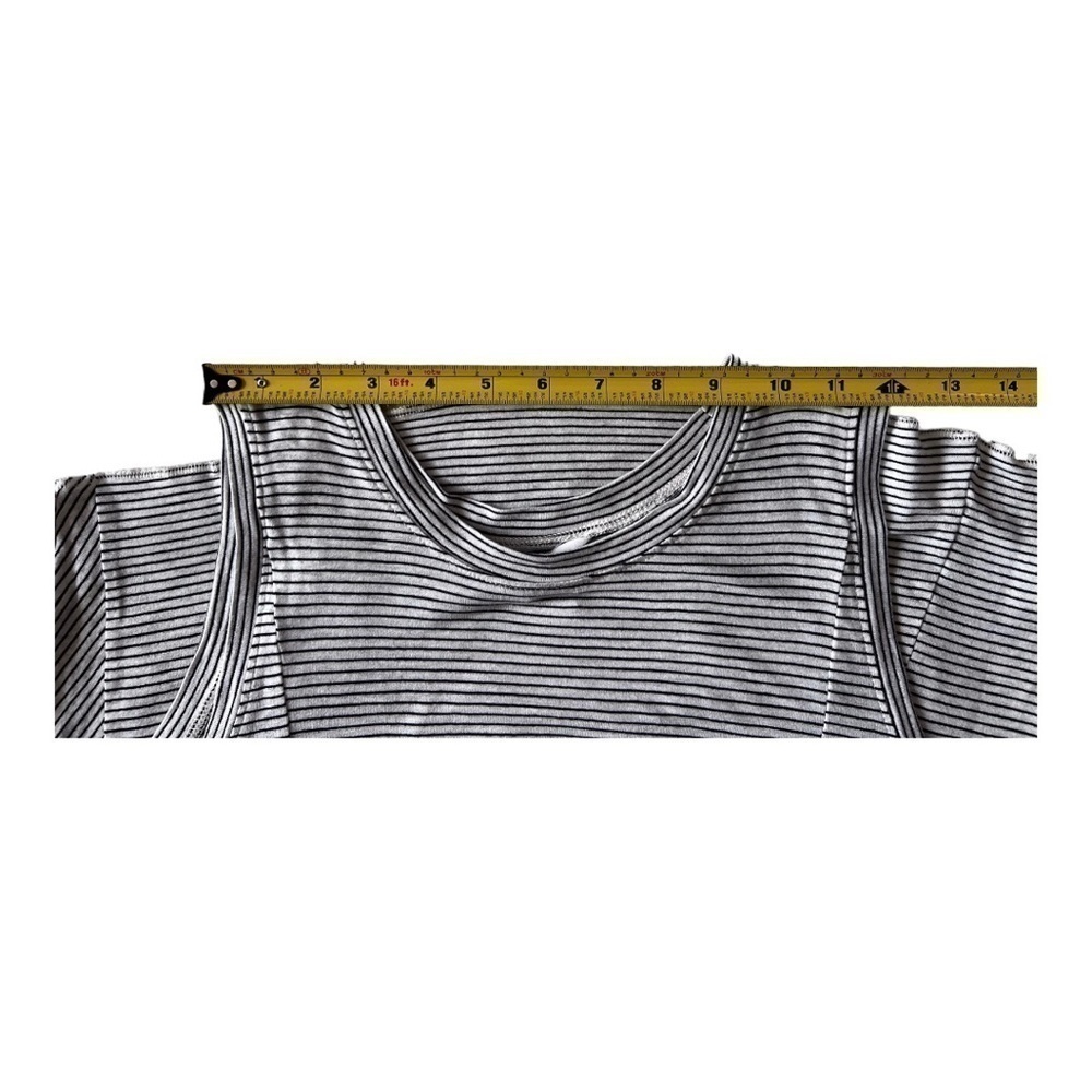 𝅺athleta women’s stripe tank top, size small - Picture 5 of 8